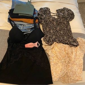 Small clothes bundle like new and nwt